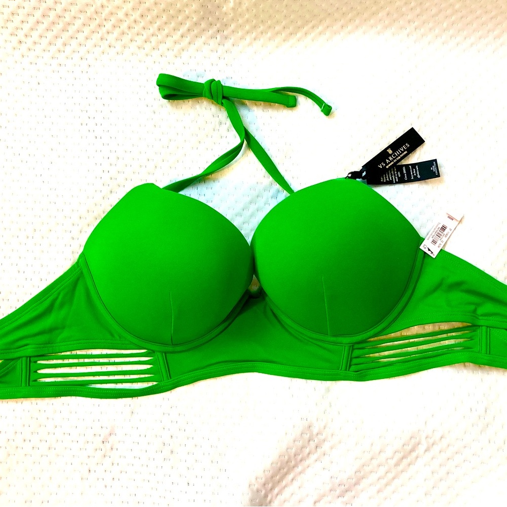 Victoria’s Secret 32DD (E) bikini top-NWT